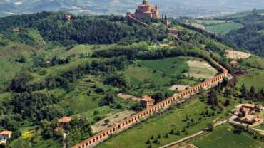 A Porticoed Walk to Bologna's San Luca